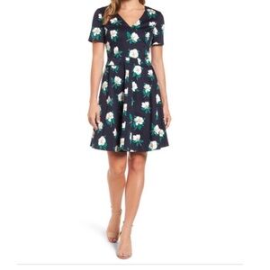 Draper James Magnolia Love Circle Navy Dress Size 2